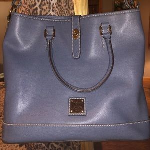 Dooney & Bourke bag